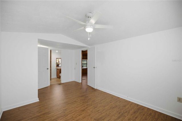 4950 SE 112TH STREET ROAD, Belleview, FL 34420