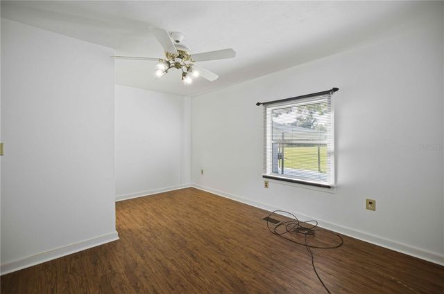 4950 SE 112TH STREET ROAD, Belleview, FL 34420