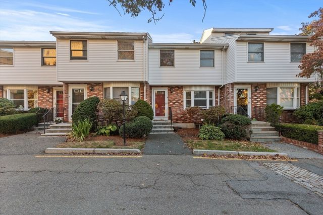 25 Eagan Pl 25, Peabody, MA 01960