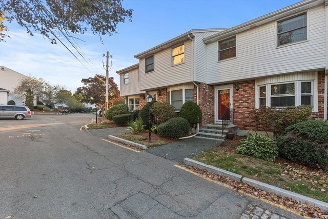 25 Eagan Pl 25, Peabody, MA 01960