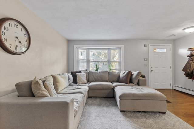 25 Eagan Pl 25, Peabody, MA 01960