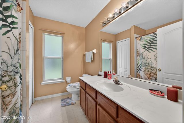 494 BROCKHAM Drive, Jacksonville, FL 32221