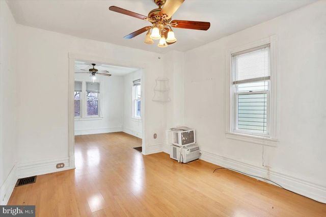 78 CHESTNUT ST, Mohnton, PA 19540