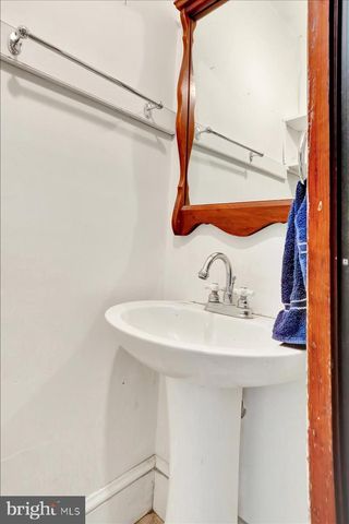 78 CHESTNUT ST, Mohnton, PA 19540