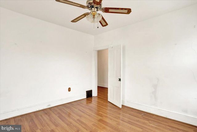 78 CHESTNUT ST, Mohnton, PA 19540