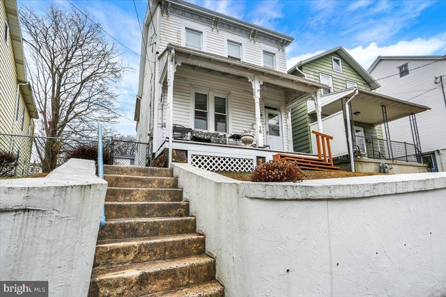 78 CHESTNUT ST, Mohnton, PA 19540