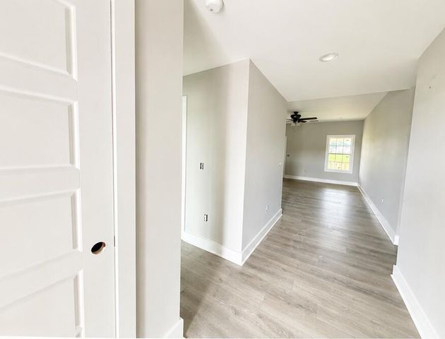 267 Stoney Creek Way, Berea, KY 40403