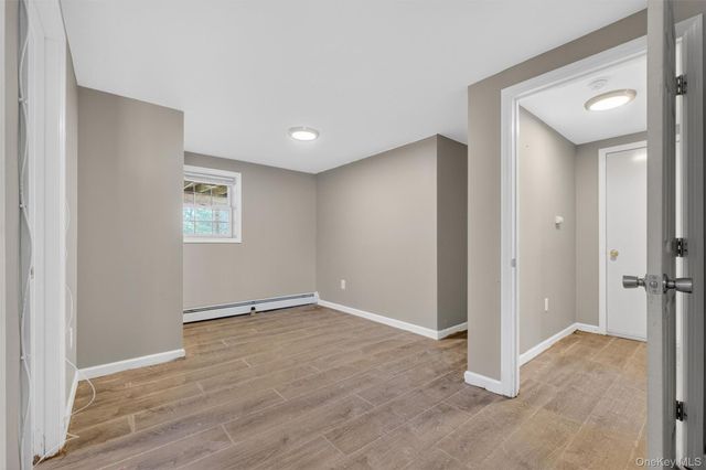 19 Split Tree Drive, New Windsor, NY 12553