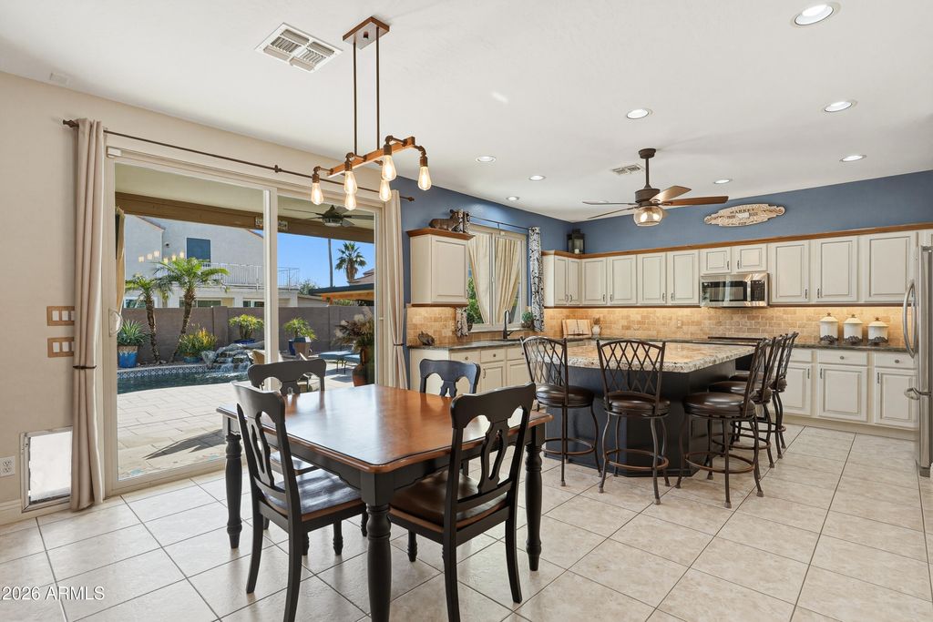 Image 15 of property listing at 9563 E JAVELINA Avenue, Mesa, AZ 85209