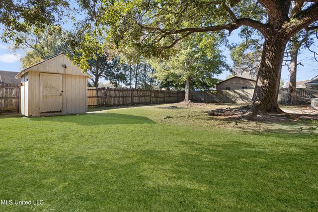 16205 Waycross Drive, Biloxi, MS 39532