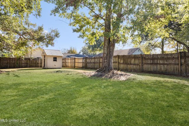 16205 Waycross Drive, Biloxi, MS 39532