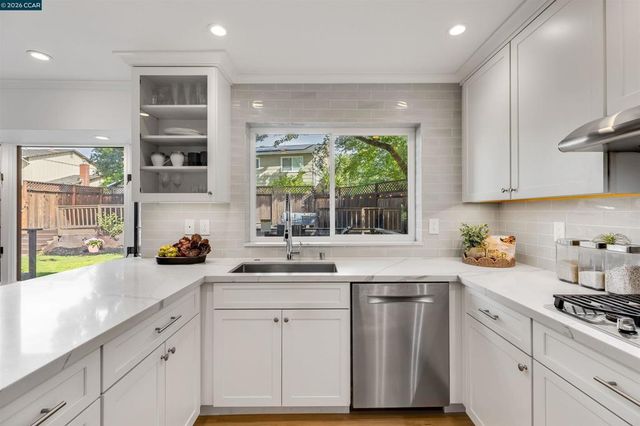 418 Devon Ct, San Ramon, CA 94583