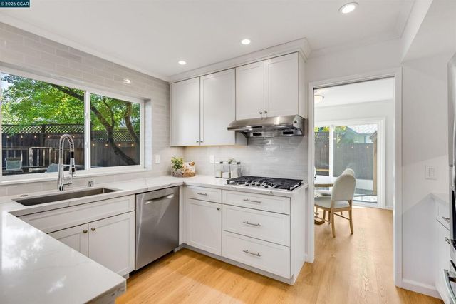 418 Devon Ct, San Ramon, CA 94583