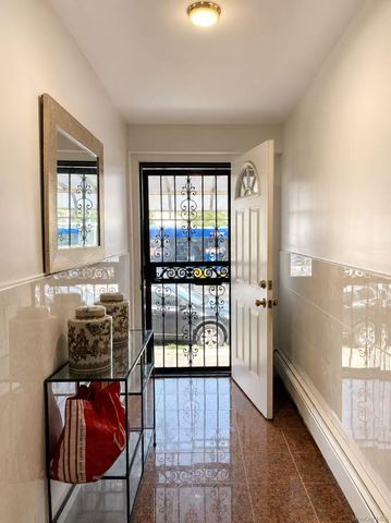 89-44 Woodhaven Boulevard, Woodhaven, NY 11421