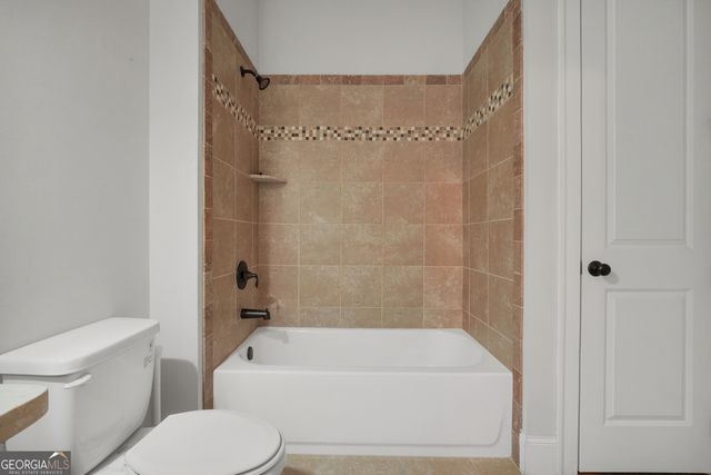 262 Shellbark Drive, Mcdonough, GA 30252