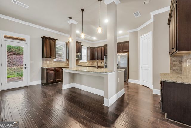 262 Shellbark Drive, Mcdonough, GA 30252