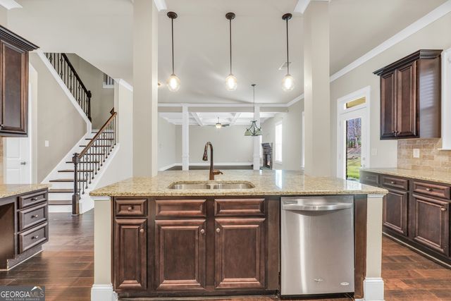 262 Shellbark Drive, Mcdonough, GA 30252