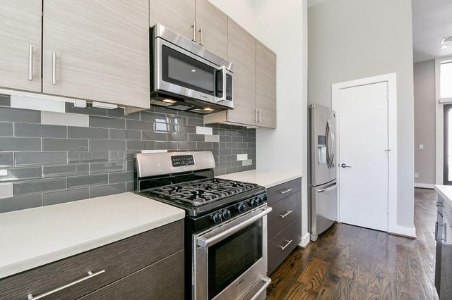 3215 Garrow Street, Houston, TX 77003