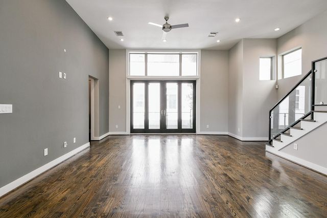 3215 Garrow Street, Houston, TX 77003