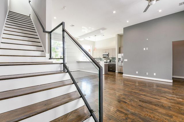 3215 Garrow Street, Houston, TX 77003