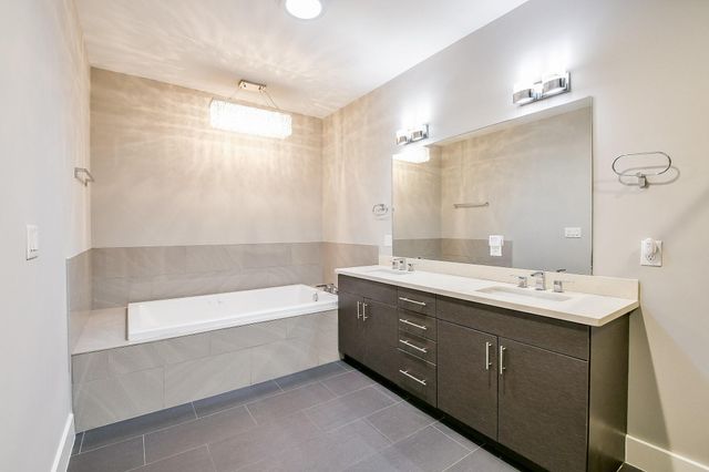 3215 Garrow Street, Houston, TX 77003