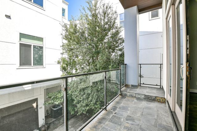 3215 Garrow Street, Houston, TX 77003