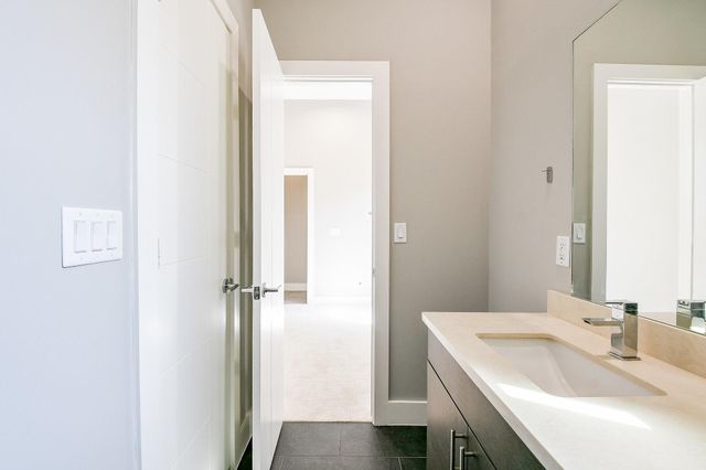 3215 Garrow Street, Houston, TX 77003