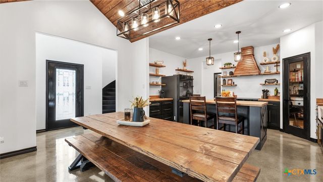 411 Cielo Vista, Canyon Lake, TX 78133