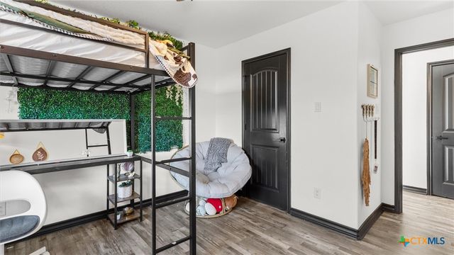 411 Cielo Vista, Canyon Lake, TX 78133