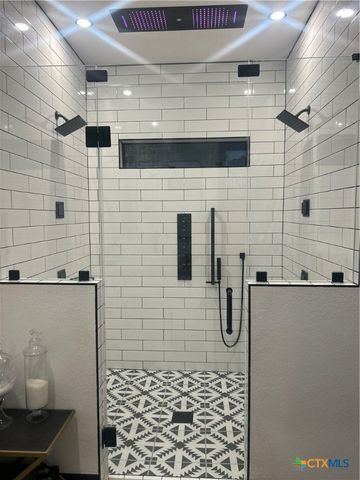 411 Cielo Vista, Canyon Lake, TX 78133