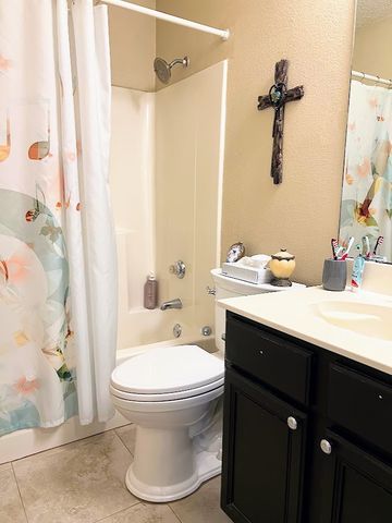 1964 Hobart Lane, Lewisville, TX 75067