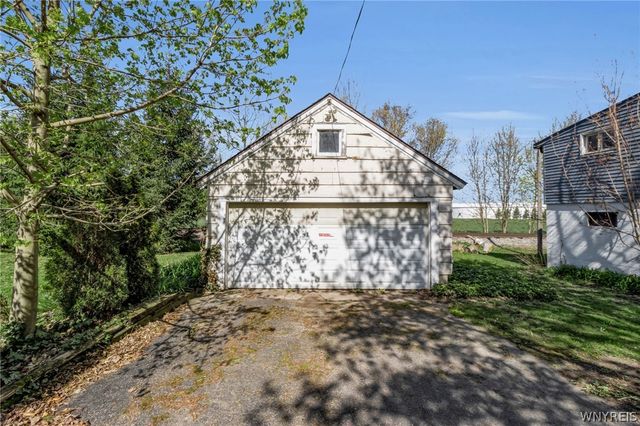 3045 Belknap Road, Eden, NY 14057