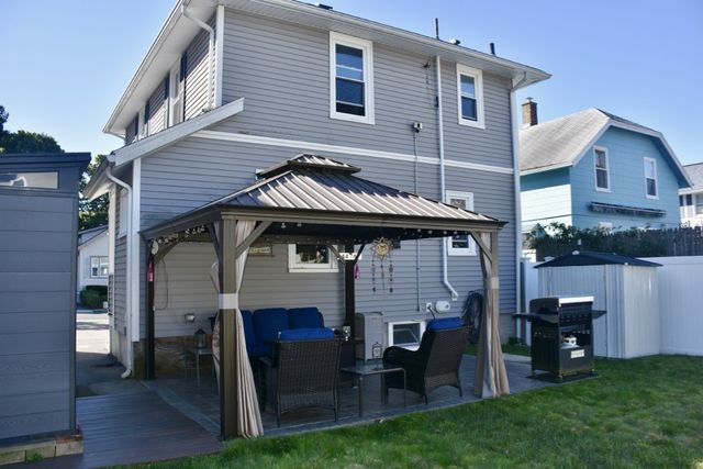 36 Hedge Street, Fairhaven, MA 02719