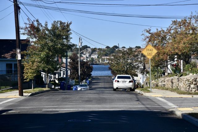 36 Hedge Street, Fairhaven, MA 02719