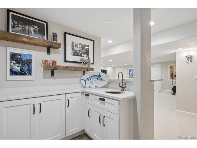 575 S High St, Denver, CO 80209