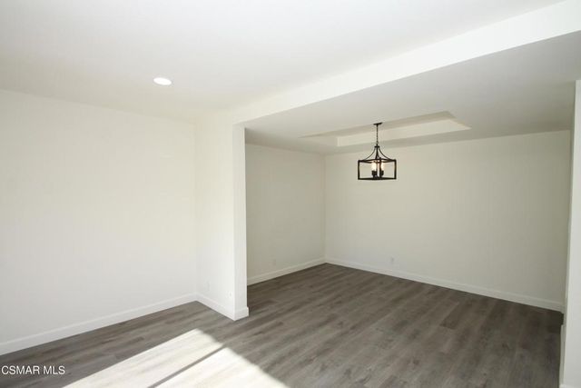 291 Green Moor Place, Thousand Oaks, CA 91361