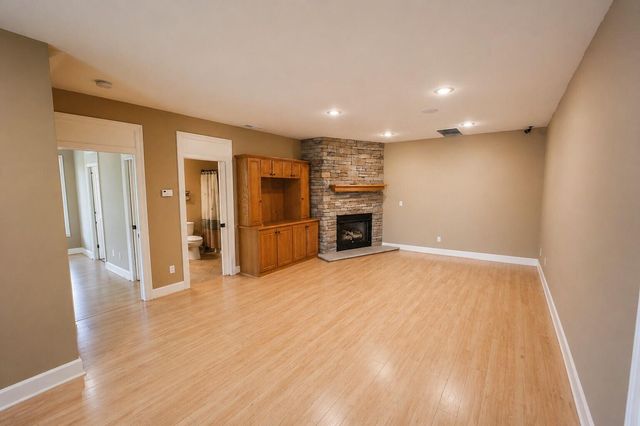 450 White Oak Drive, Nancy, KY 42544