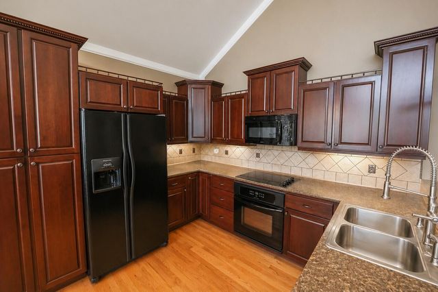 450 White Oak Drive, Nancy, KY 42544