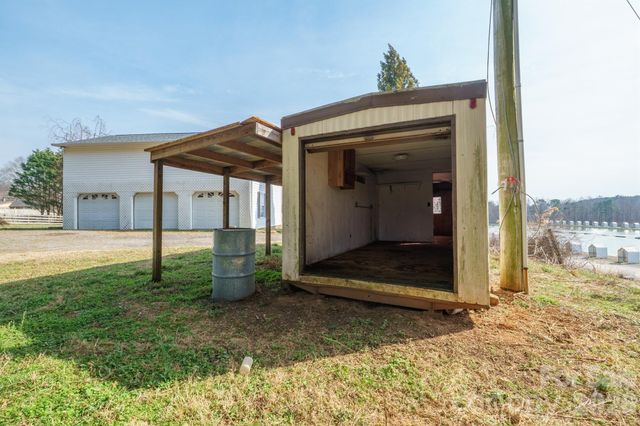 2991 Sam Houser Road, Vale, NC 28168