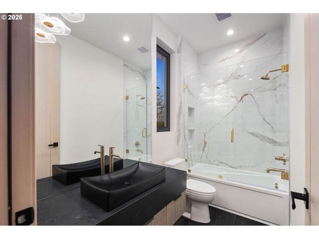 4599 Nw 71ST Ave, Camas, WA 98607