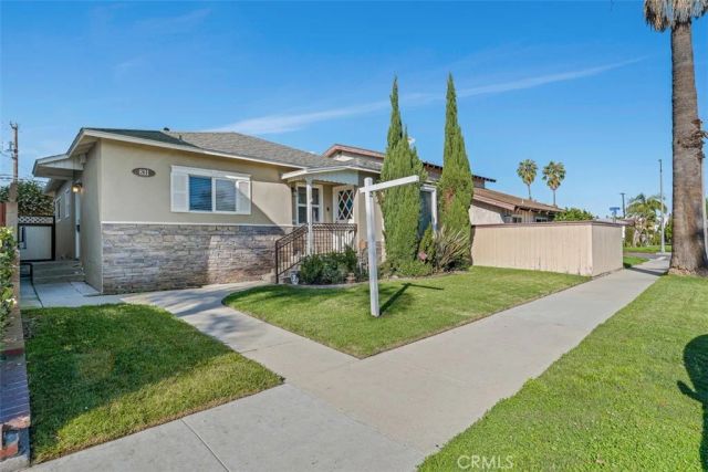 831 Roswell Avenue, Long Beach, CA 90804