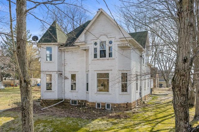 115 Lieder Street, North Freedom, WI 53951