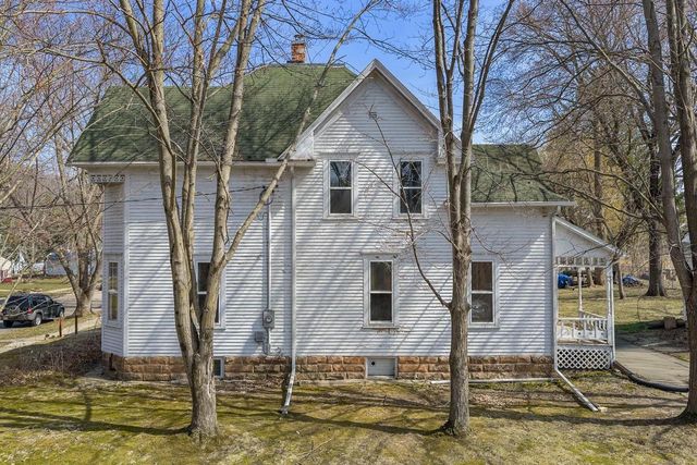 115 Lieder Street, North Freedom, WI 53951