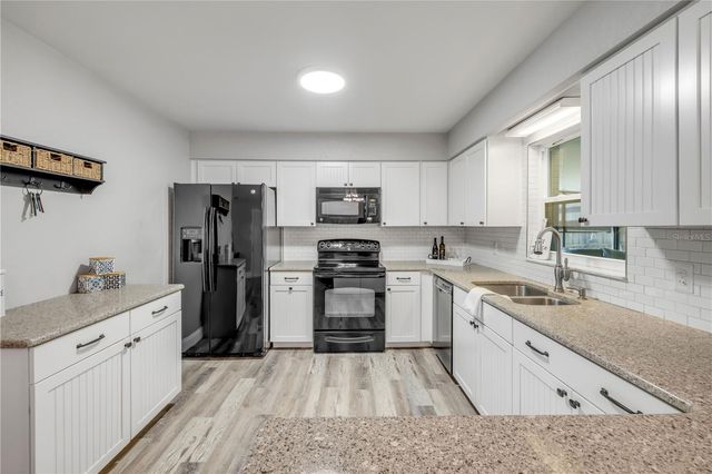 117 CROOKED PINE DRIVE, Sanford, FL 32773