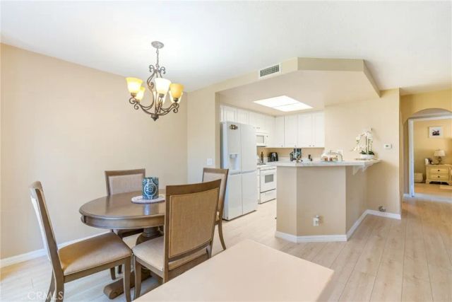 24352 Berrendo 4, Laguna Hills, CA 92656