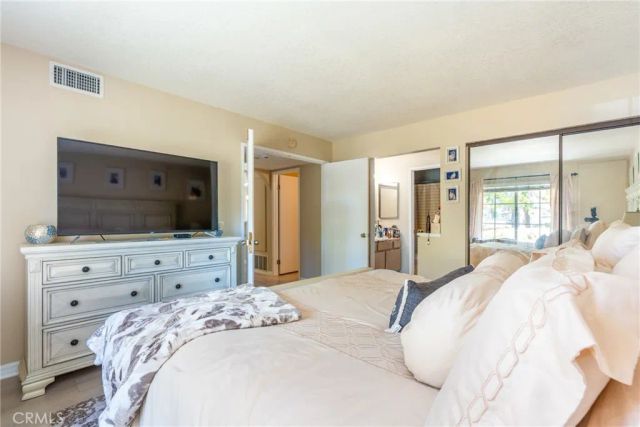 24352 Berrendo 4, Laguna Hills, CA 92656