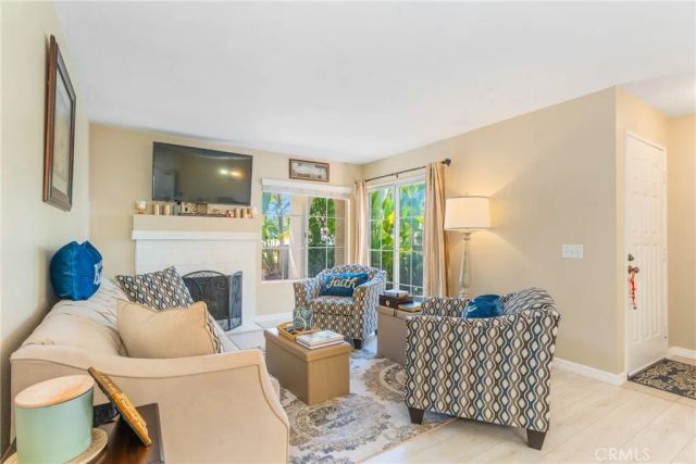 24352 Berrendo 4, Laguna Hills, CA 92656