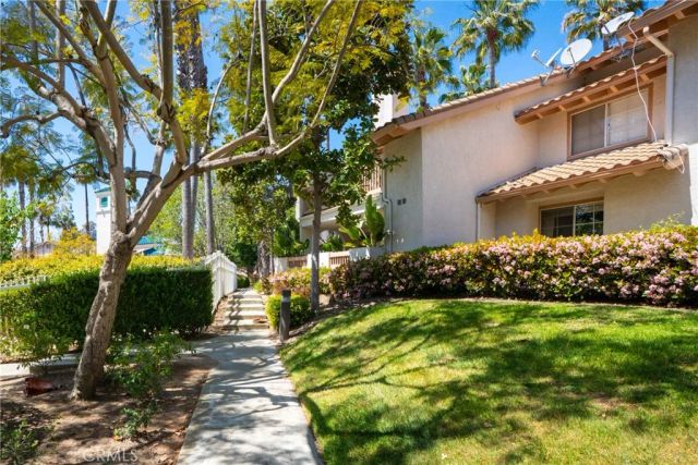 24352 Berrendo 4, Laguna Hills, CA 92656