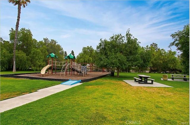 24352 Berrendo 4, Laguna Hills, CA 92656