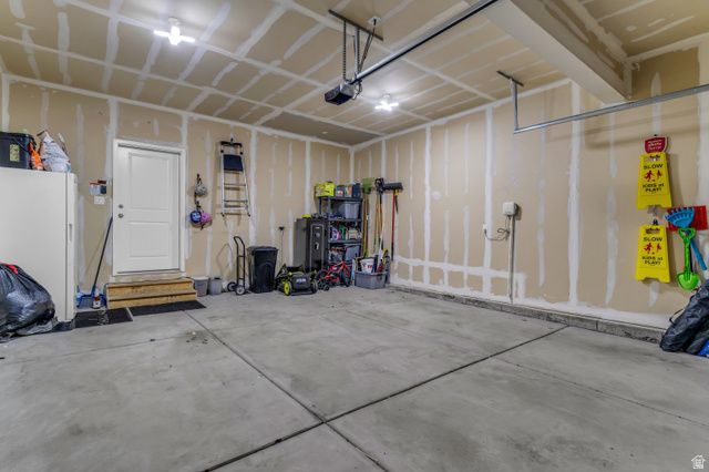 14179 S WEMBLEY CIR, Herriman, UT 84096